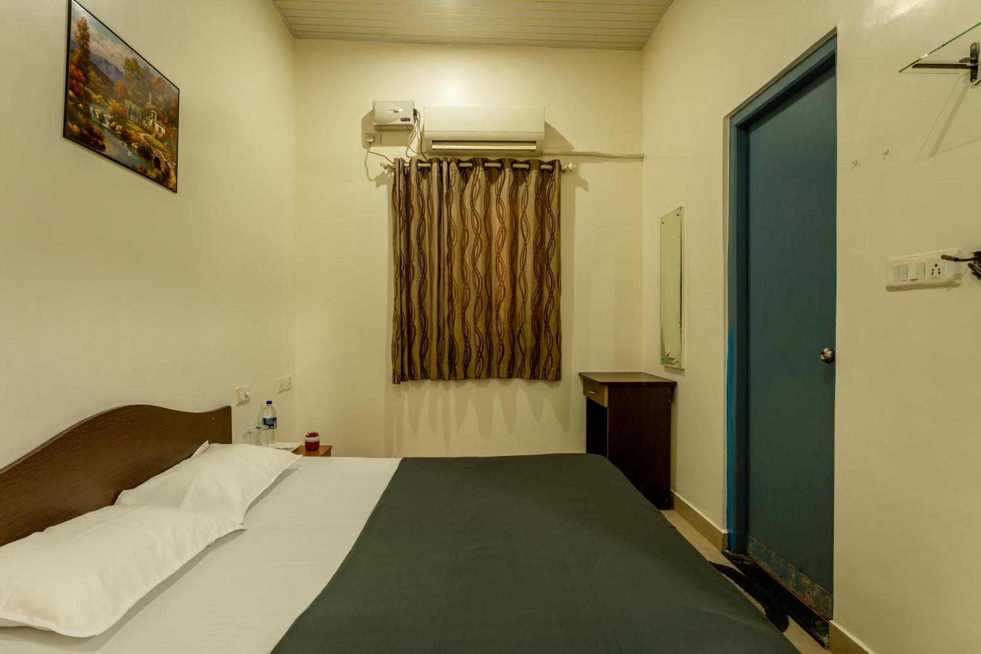 Gomes Pousada Guesthouse Goa Velha Esterno foto