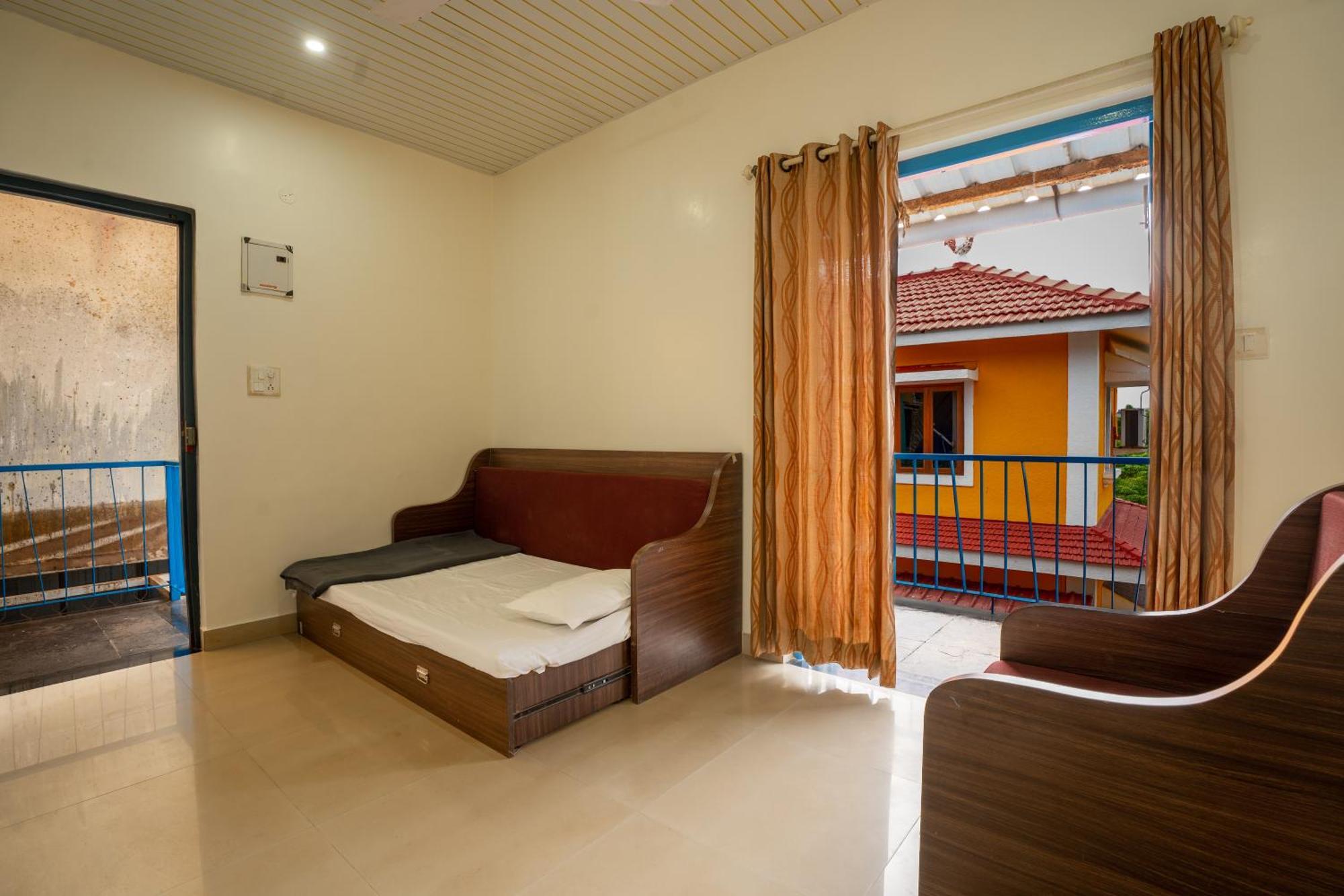 Gomes Pousada Guesthouse Goa Velha Esterno foto